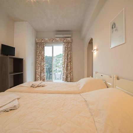 איה גליני Athena Apartments מראה חיצוני תמונה
